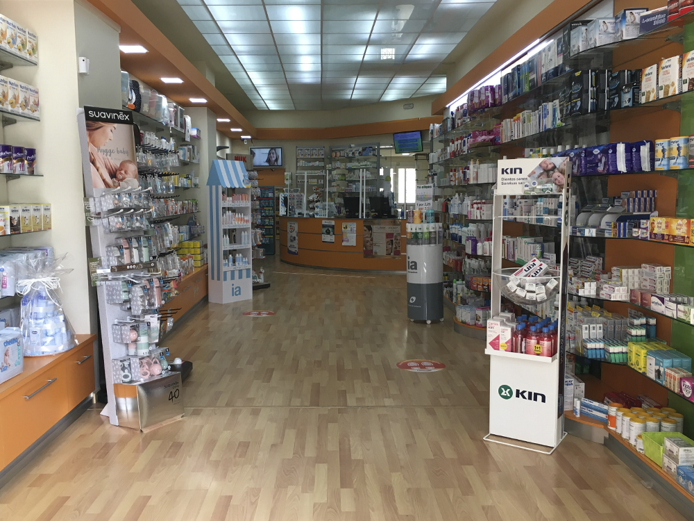IMAGEN INTERIOR FARMACIA IMAGEN INTERIOR FARMACIA