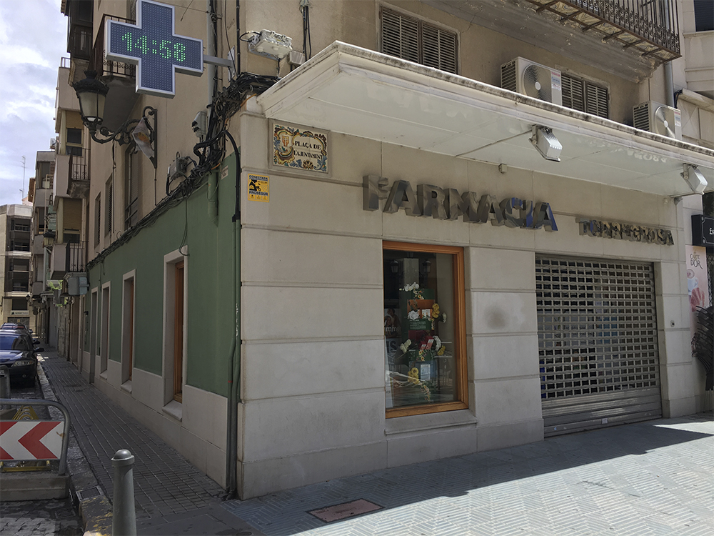 IMAGEN EXTERIOR FARMACIA IMAGEN EXTERIOR FARMACIA